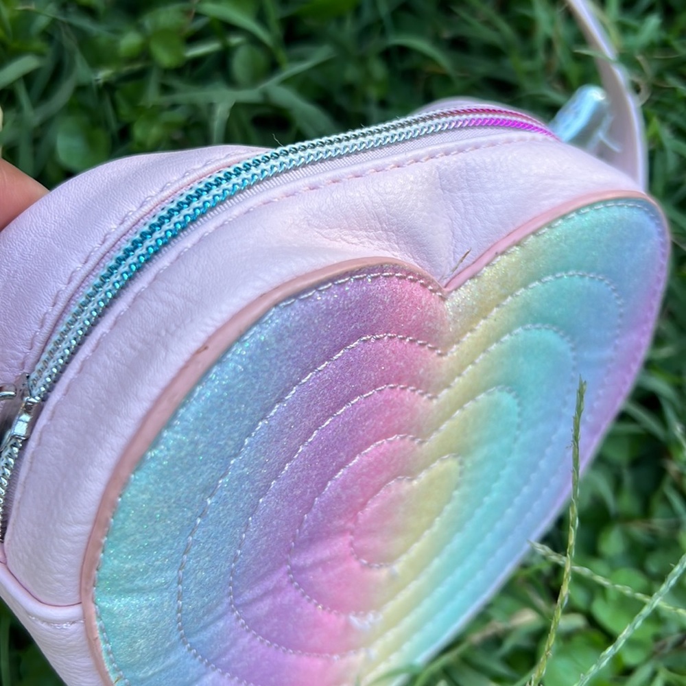 Heart Purse - Picture 2 of 3